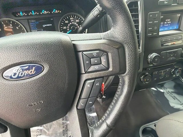 Used 2015 Silver Ford XLT image 25