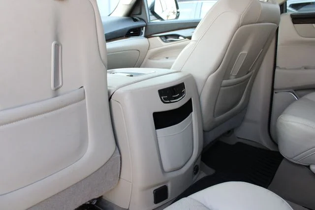 Used 2020 Black Cadillac Luxury image 7