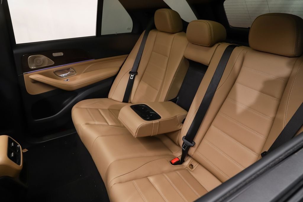 New 2026 Black Mercedes-Benz GLE 450 image 11