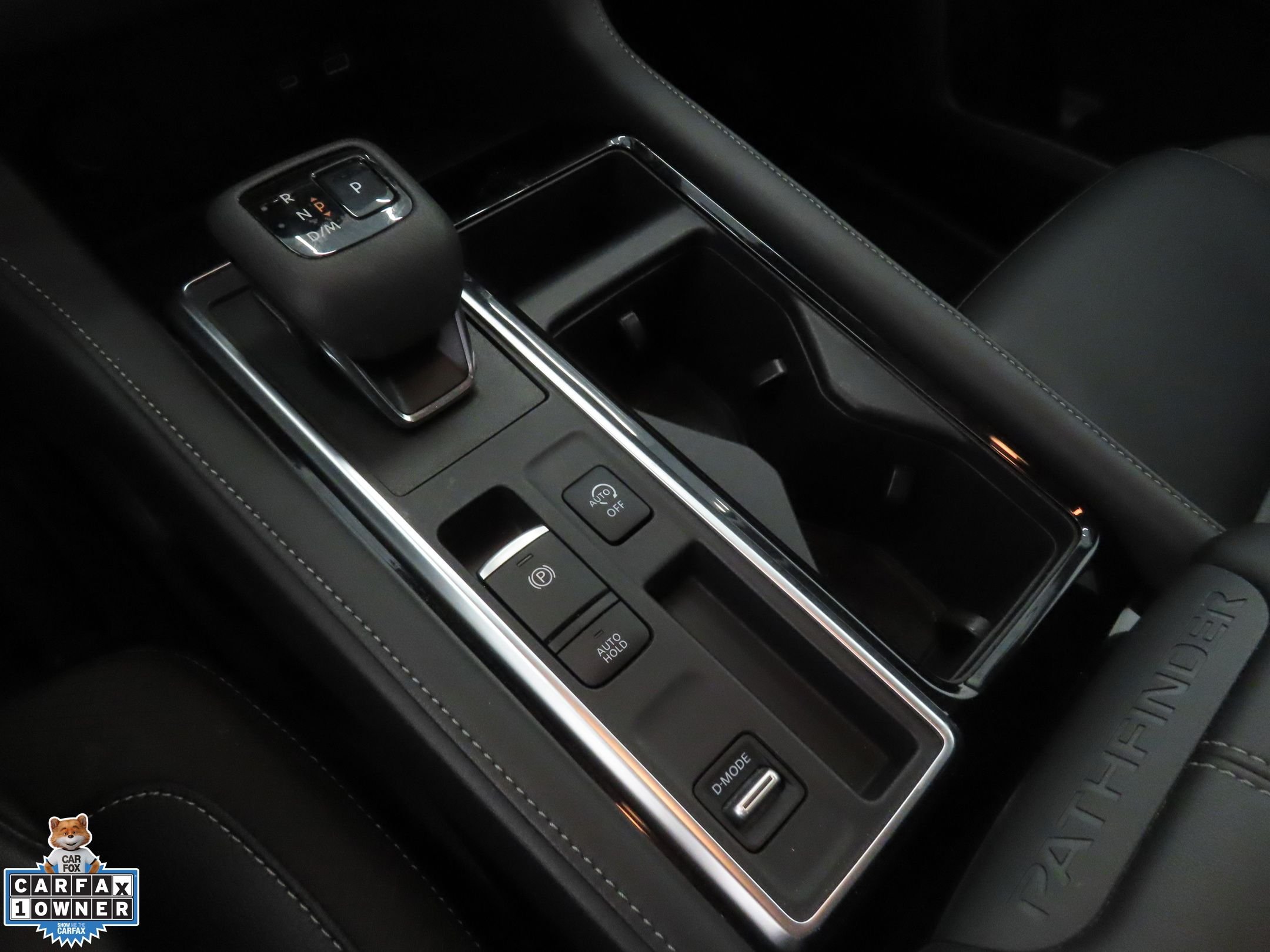 Used 2025 Silver Nissan SL image 17