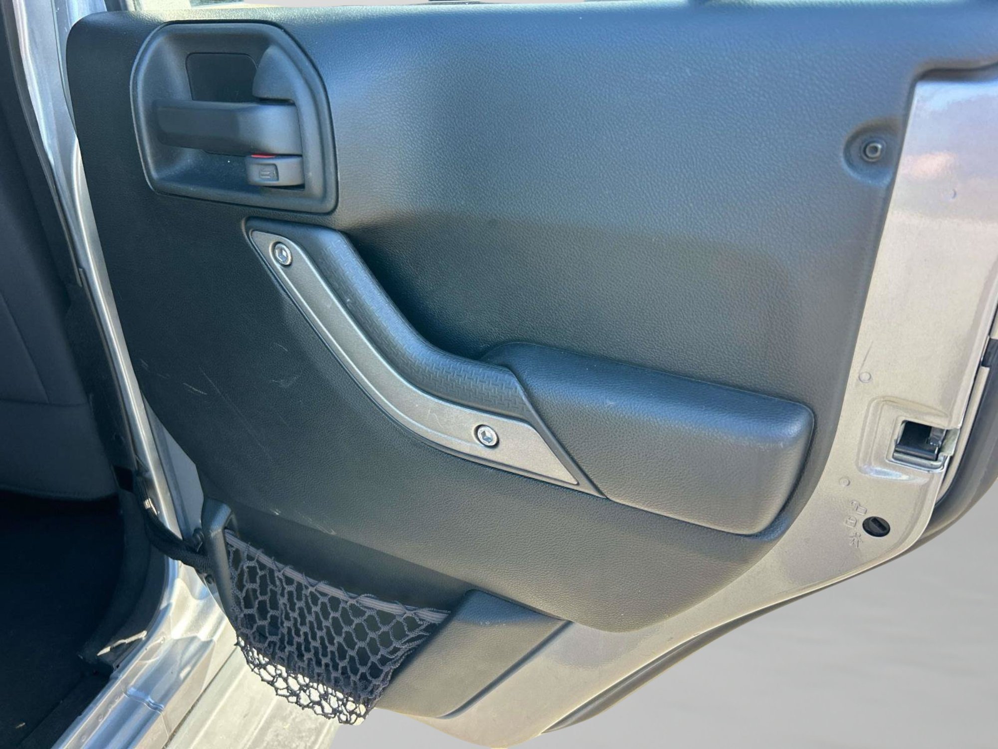Used 2017 Billet Silver Metallic Clearcoat Jeep Sport image 16