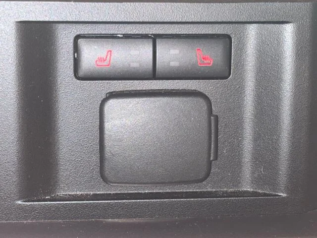 Used 2023 Red Ford King Ranch image 31