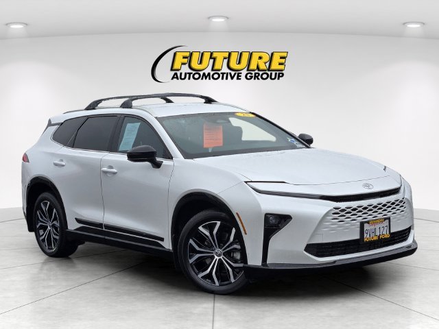 2025 Toyota Crown Signia