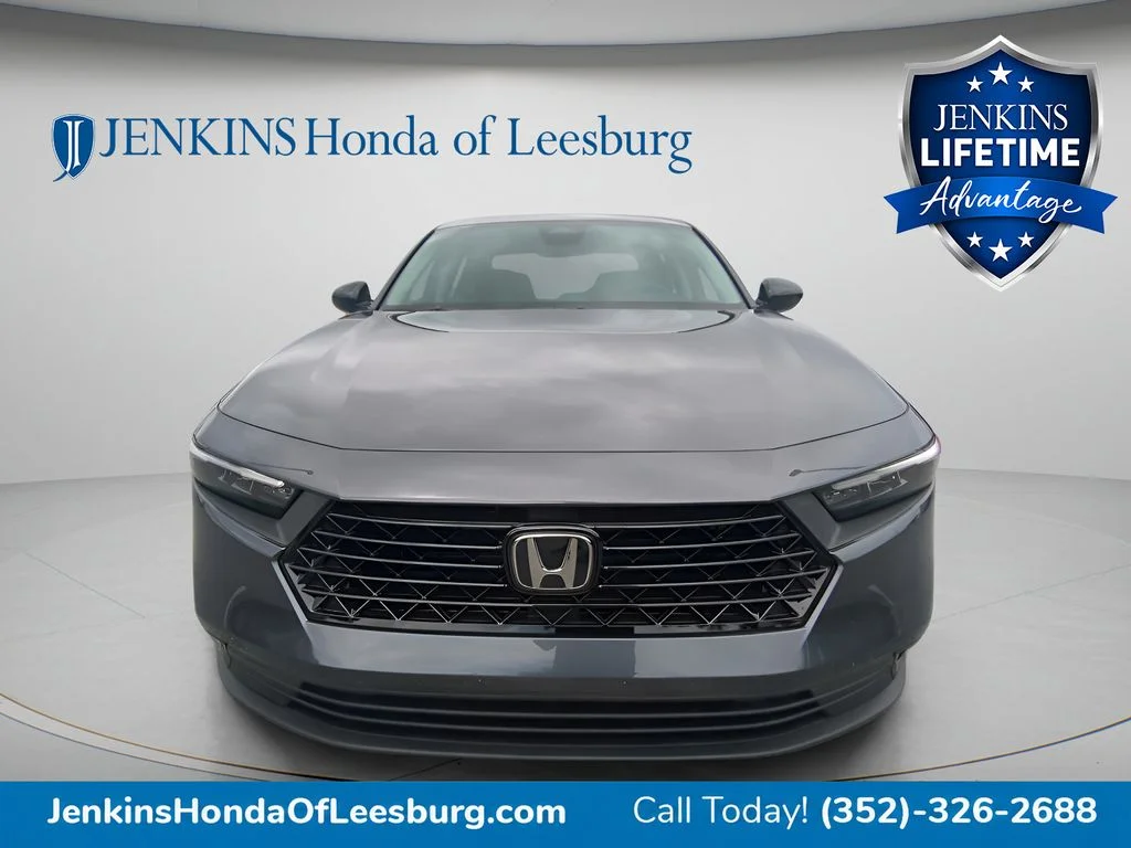 New 2026 Meteorite Gray Metallic Honda SE image 9