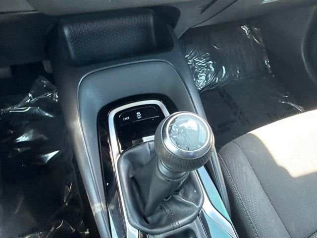 Used 2021  Toyota SE image 38