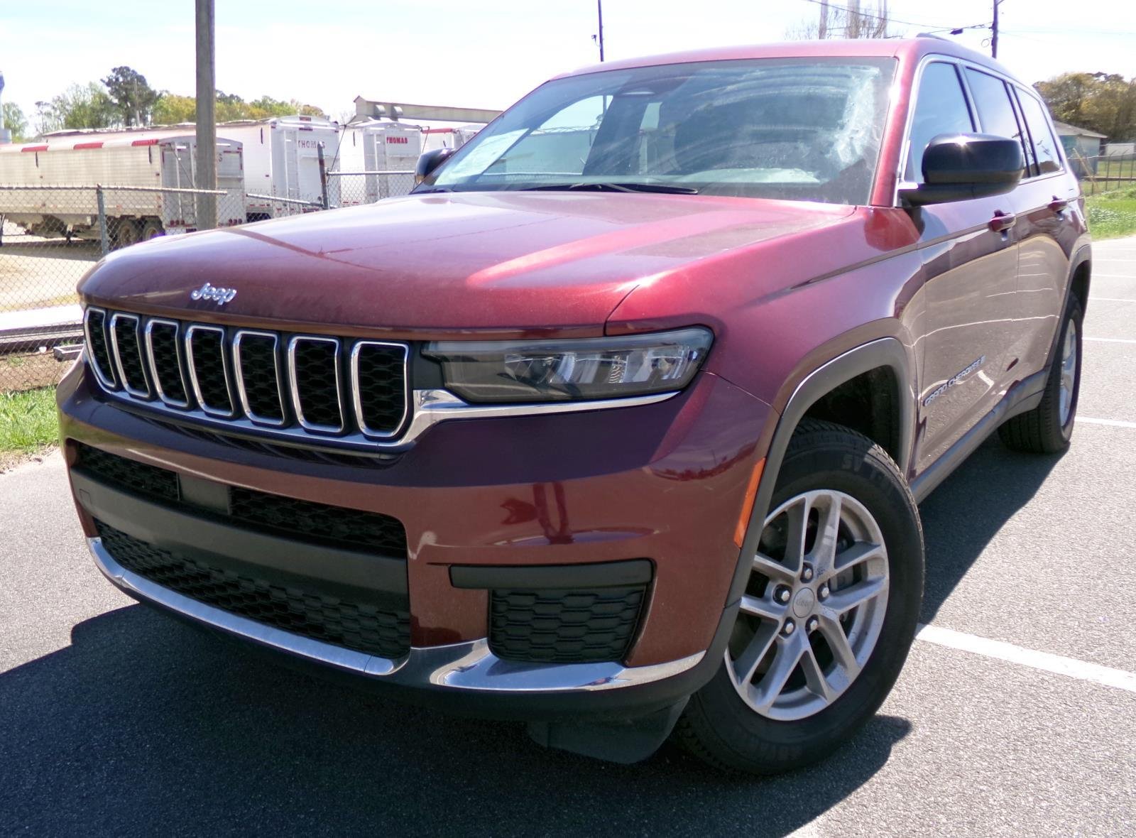 2021 Jeep Grand Cherokee L Laredo's photo