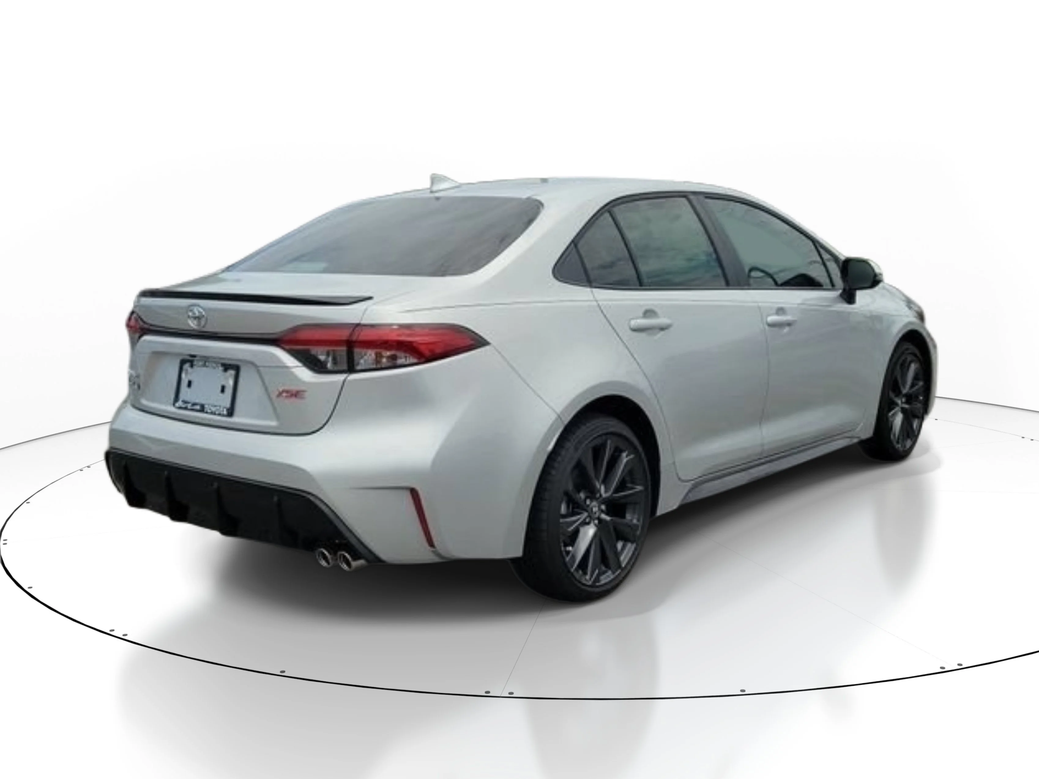 Used 2026  Toyota XSE image 4