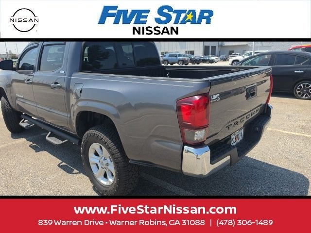 Used 2020 Gray Toyota SR5 image 5
