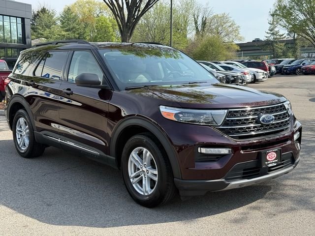 Used 2022 Red Ford XLT image 4