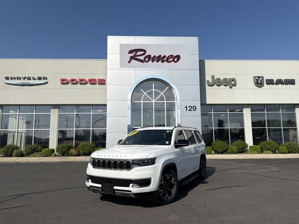 2023 Jeep Wagoneer Series III 4WD's photo