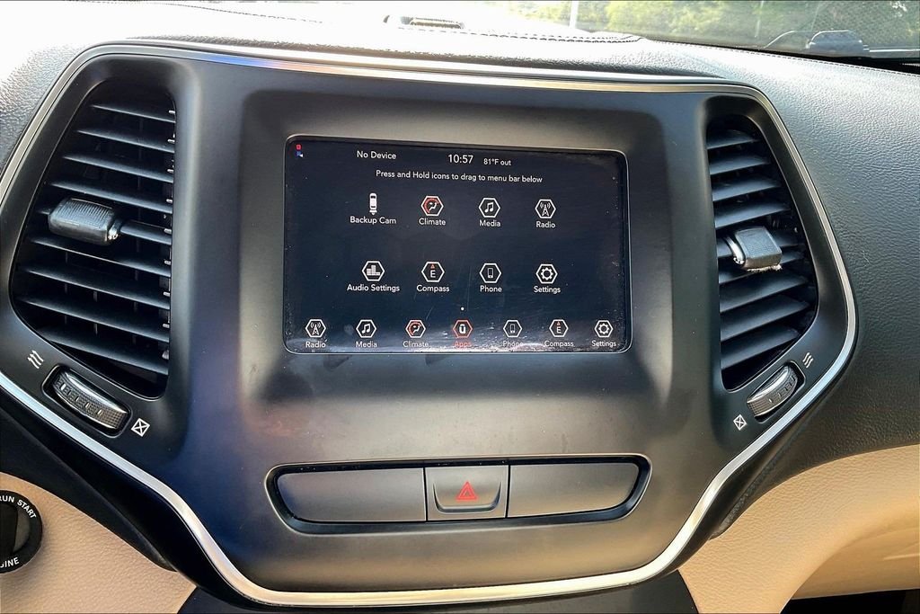 Used 2020 Red Jeep Latitude image 18