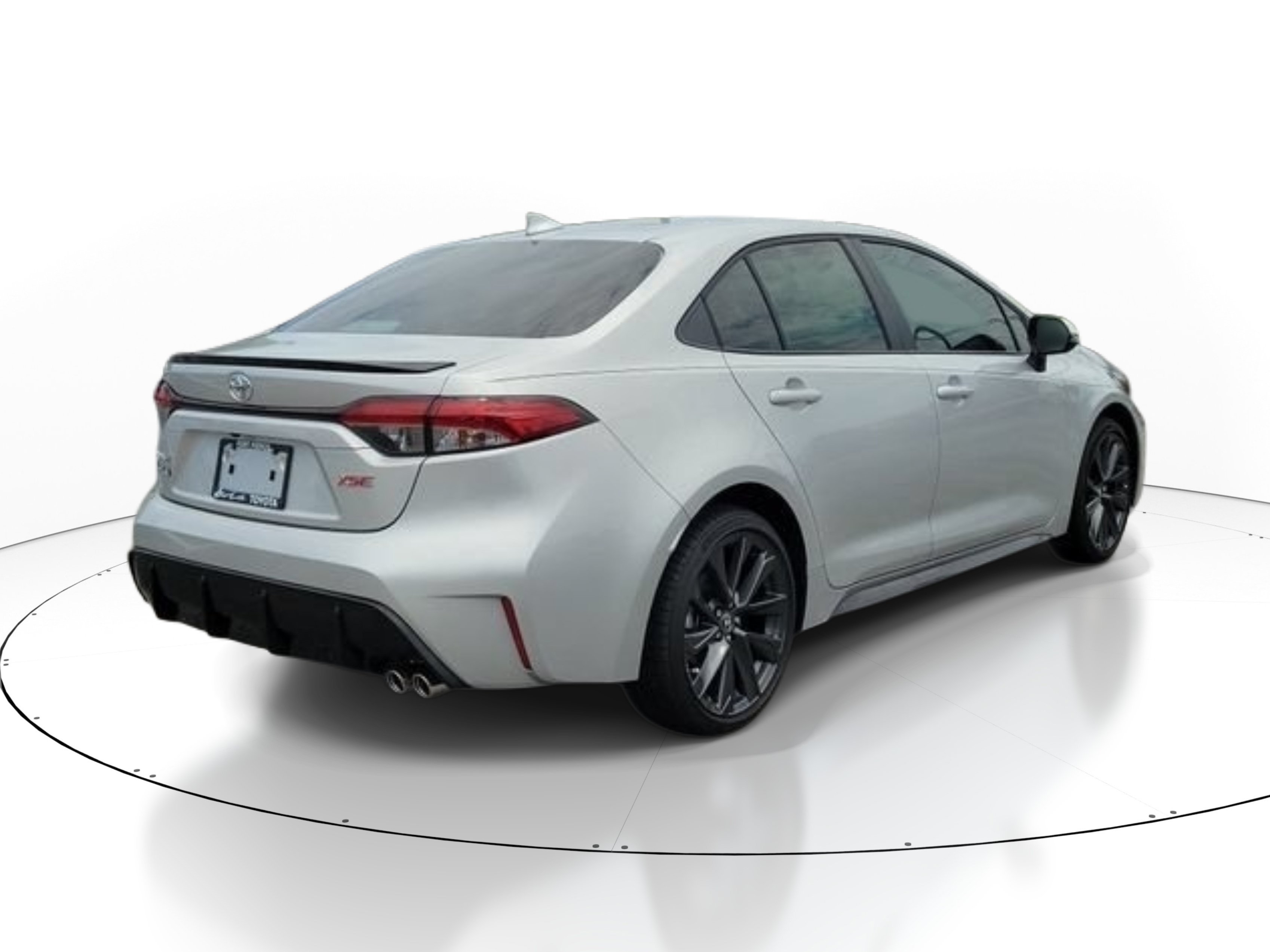 Used 2026  Toyota XSE image 4