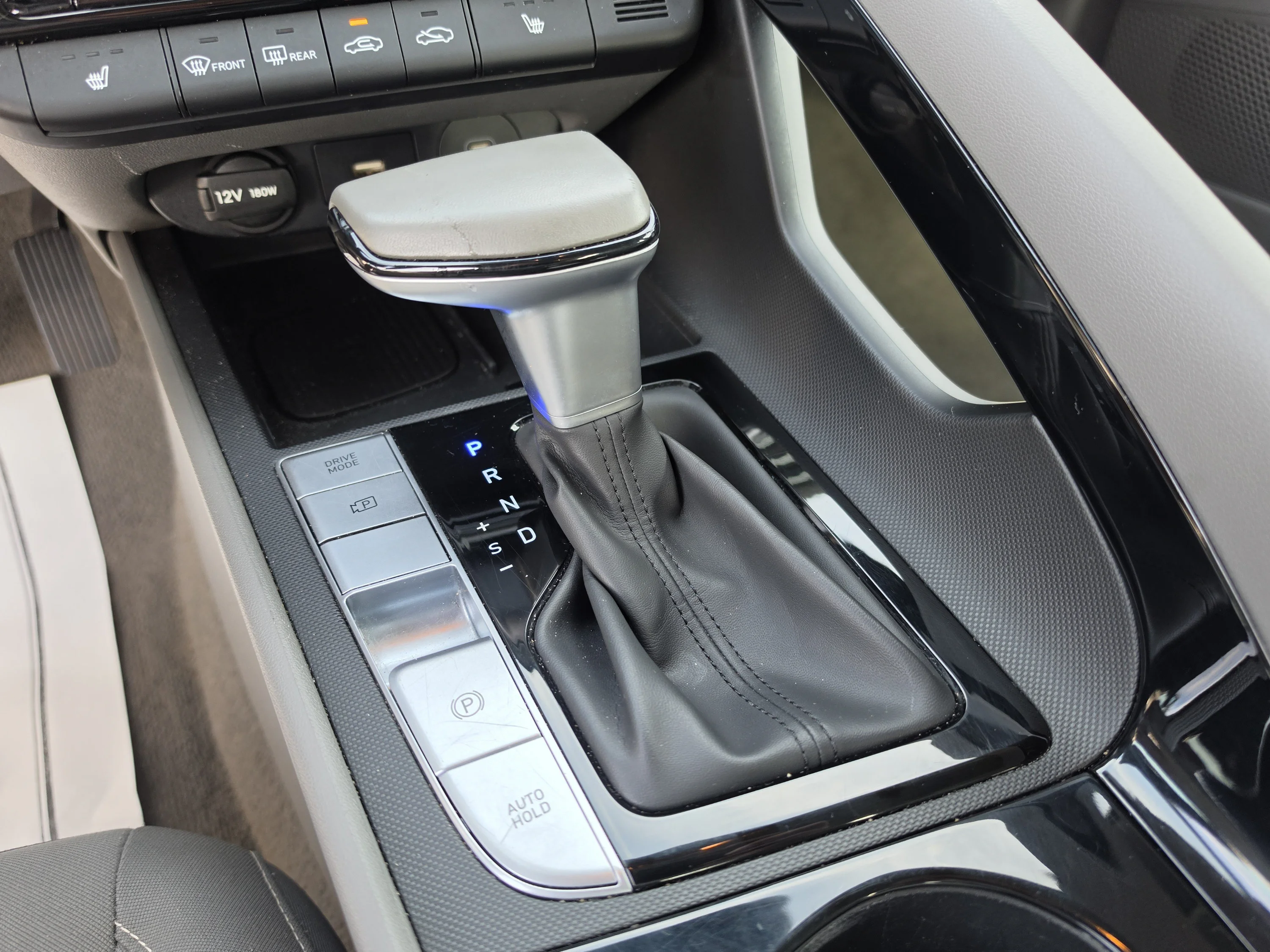 Used 2025 Ecotronic Gray Hyundai SEL Convenience image 31