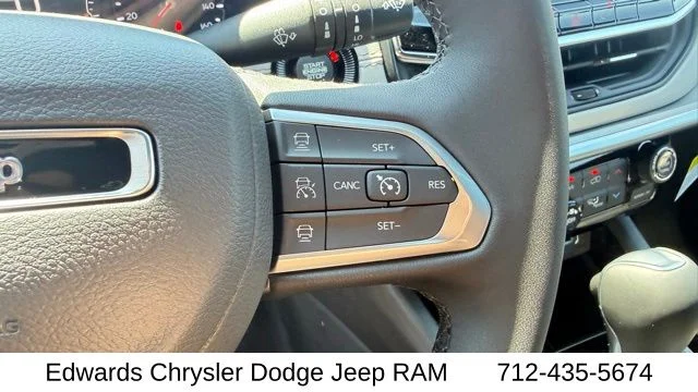 New 2026 Black Jeep Latitude image 20