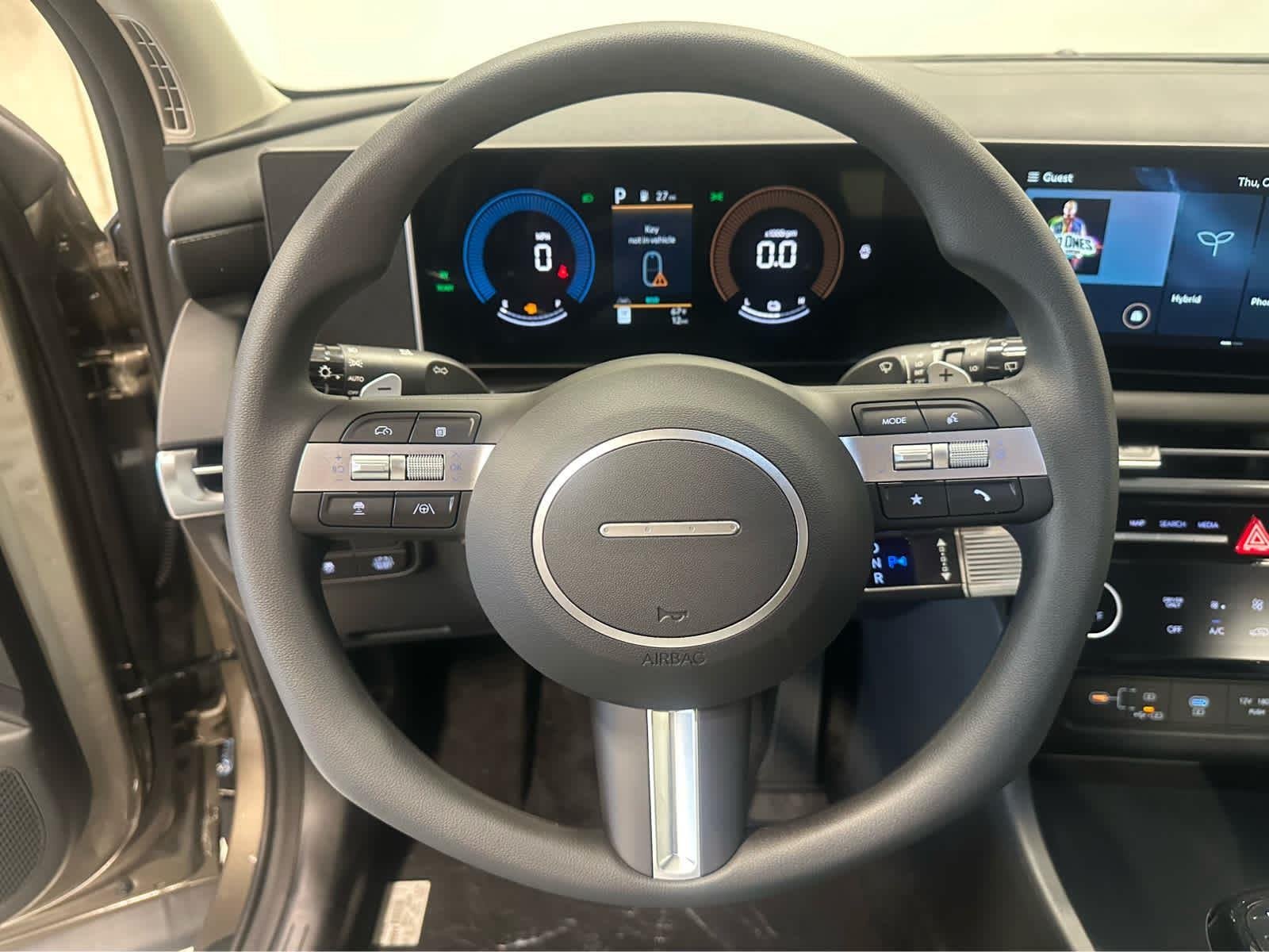 New 2026 Cashmere Bronze Hyundai Blue SE image 25