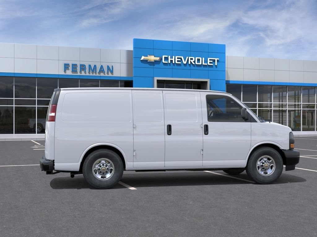 2025 Chevrolet Express Cargo Work Van - Photo 6