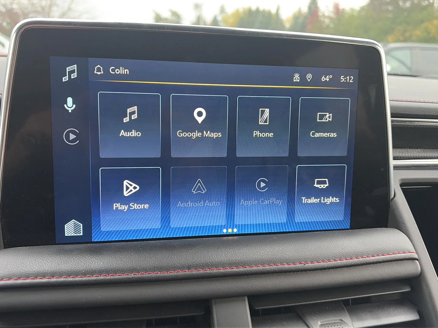 Used 2023 Wh Chevrolet  image 19