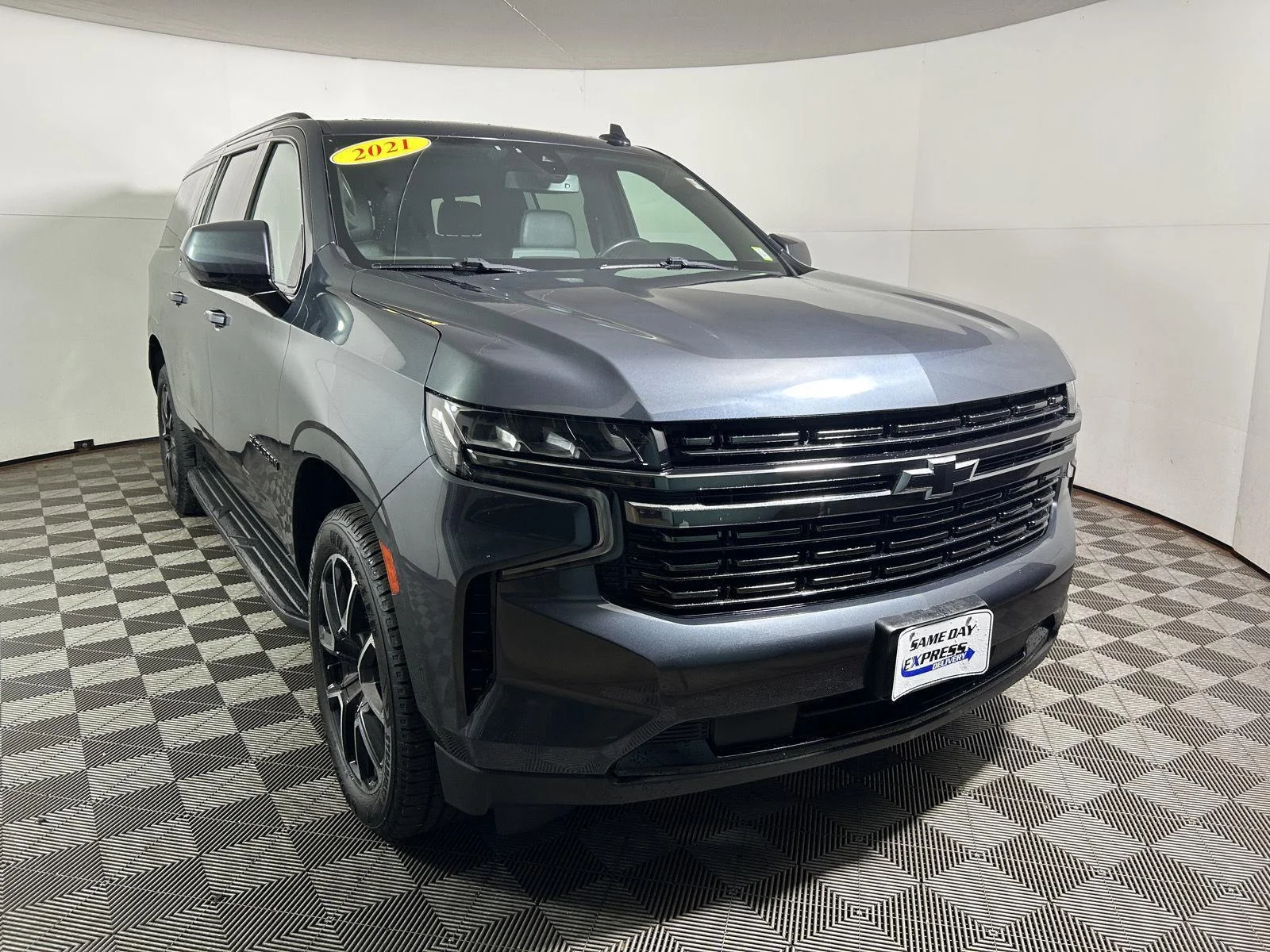 Used 2021 Shadow Gray Metallic Chevrolet RST image 4