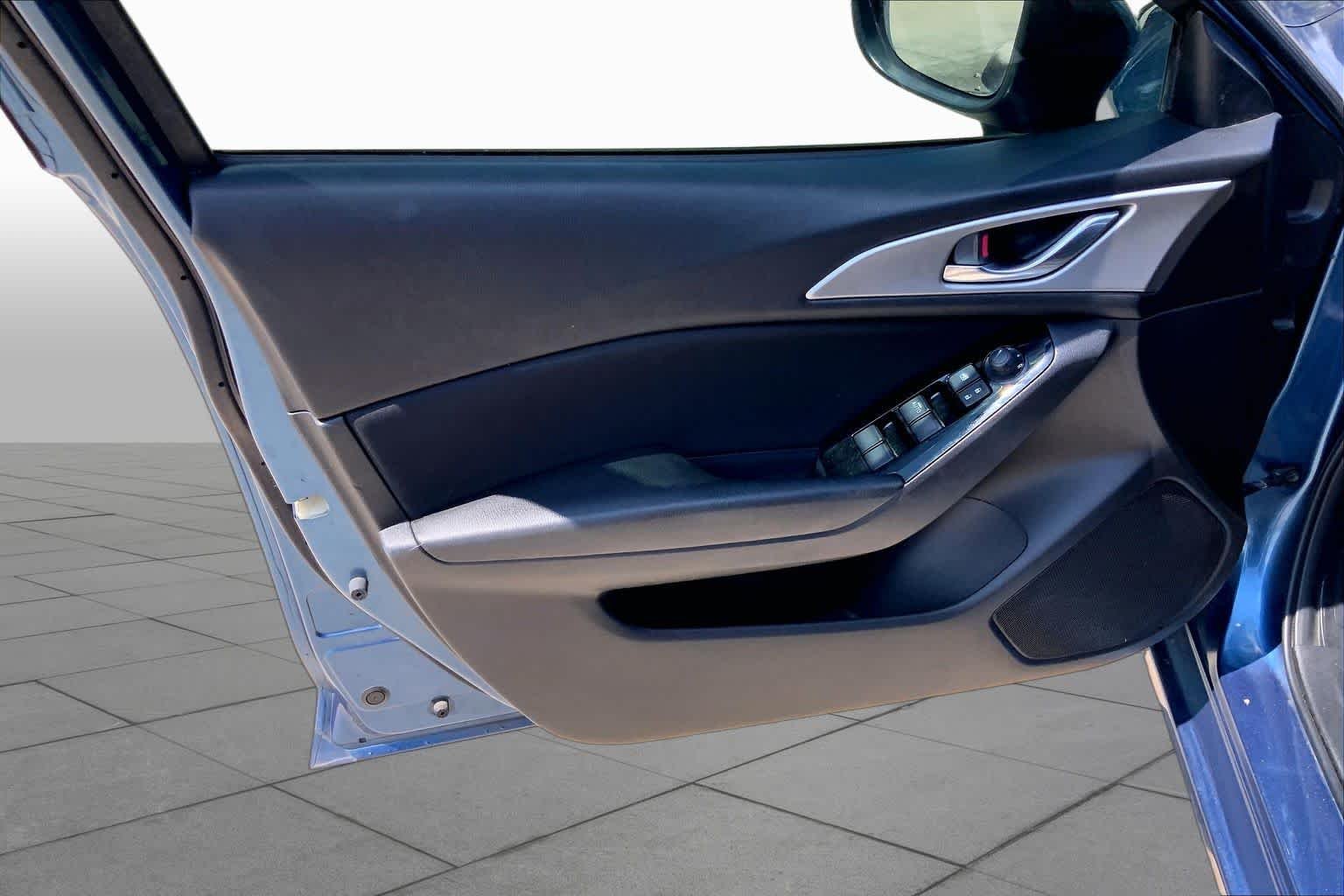Used 2017 Eternal Blue Mica Mazda Sport image 20