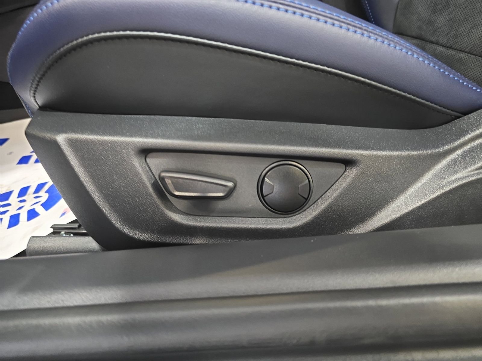 2025 Ford Mustang Dark Horse - Photo 12