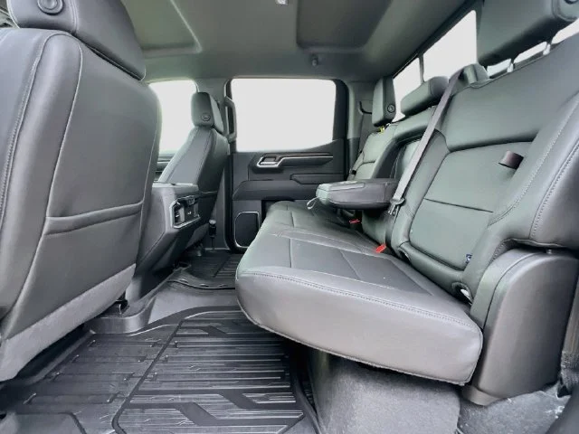 New 2026 Summit White GMC SLT image 17