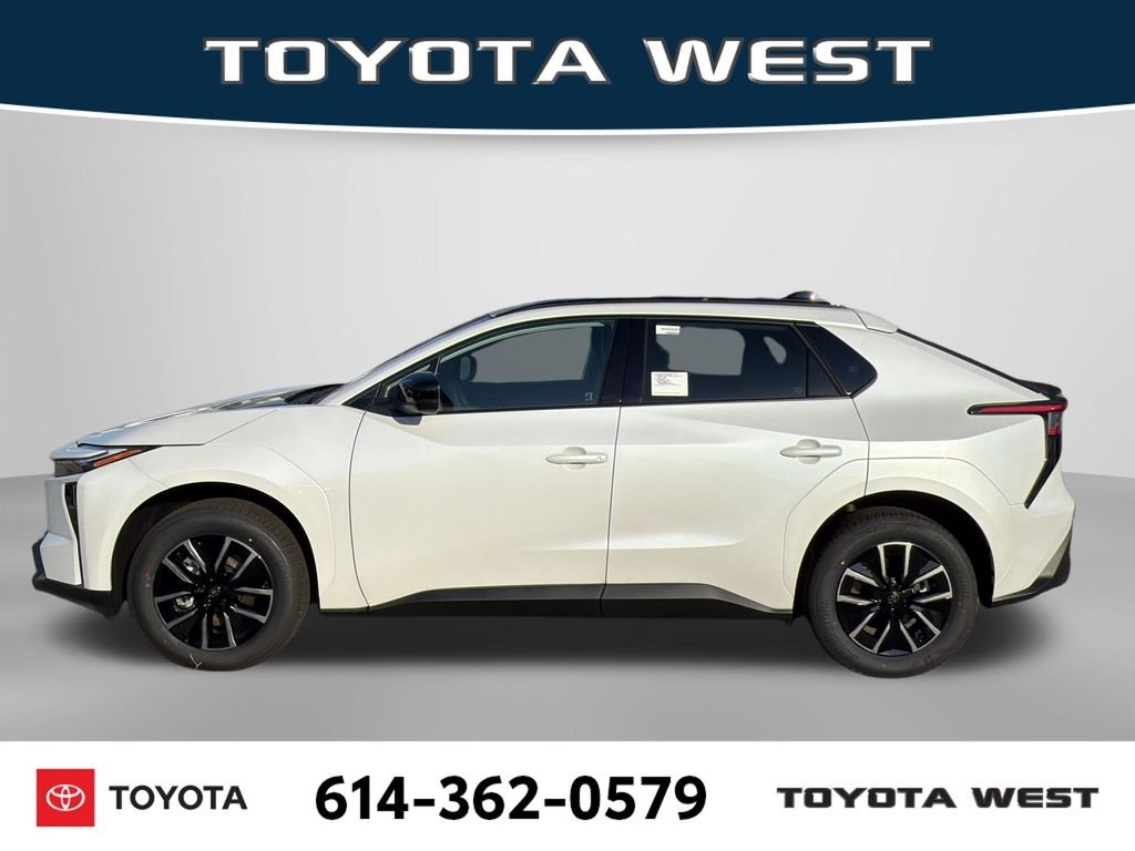 New 2026 Wind Chill Pearl Toyota XLE image 10