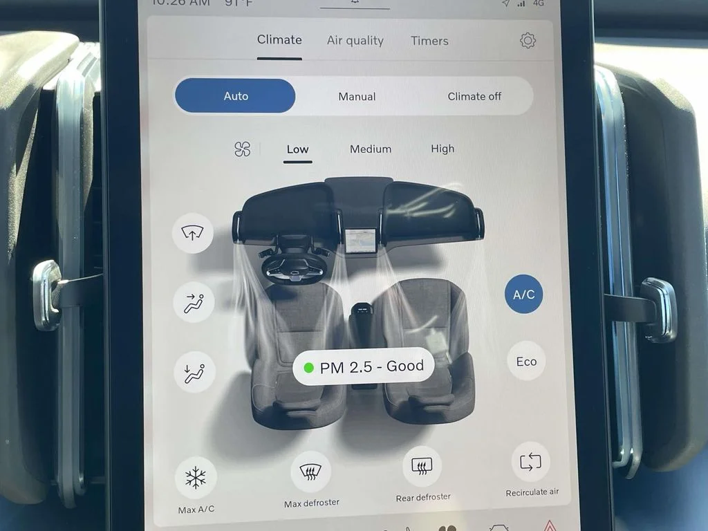 2025 Volvo EX30 Ultra - Photo 19