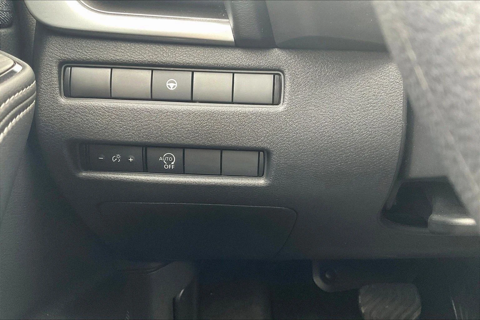 2023 Nissan Rogue SV - Photo 39