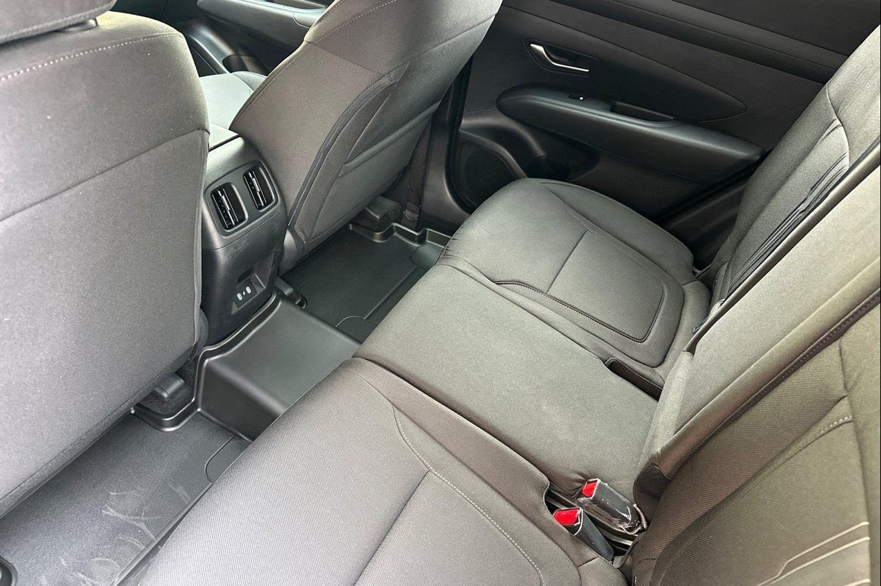 New 2026 Green Hyundai SEL AWD image 14