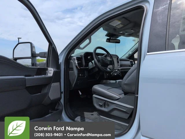 New 2026 Glacier Gray Metallic TriCoat Ford Lariat image 9