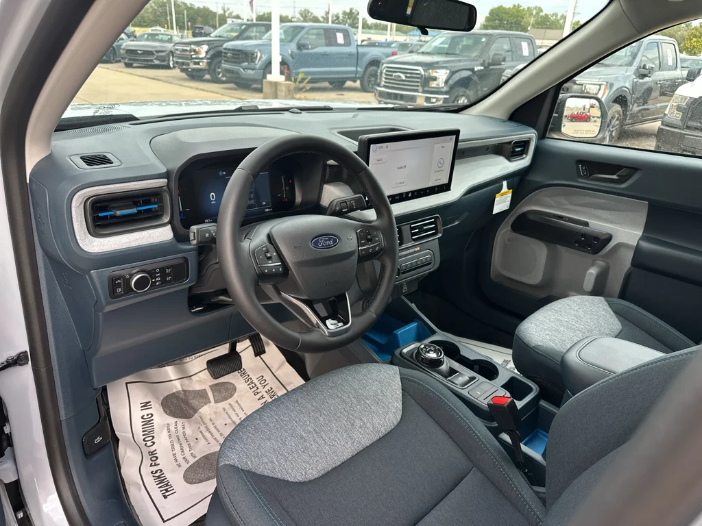 New 2026 Space White Metallic Ford XLT image 2
