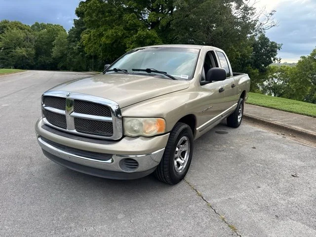 Used 2002 Gold Dodge SLT image 3