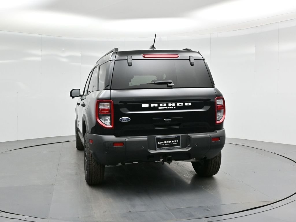 New 2025 Shadow Black Ford Badlands image 32