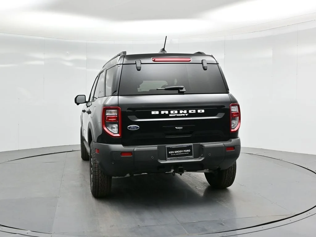 New 2025 Black Ford Badlands image 32