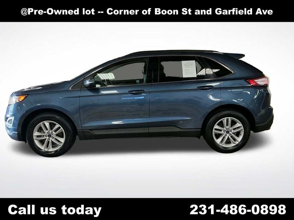 Used 2018 Blue Ford SEL image 2