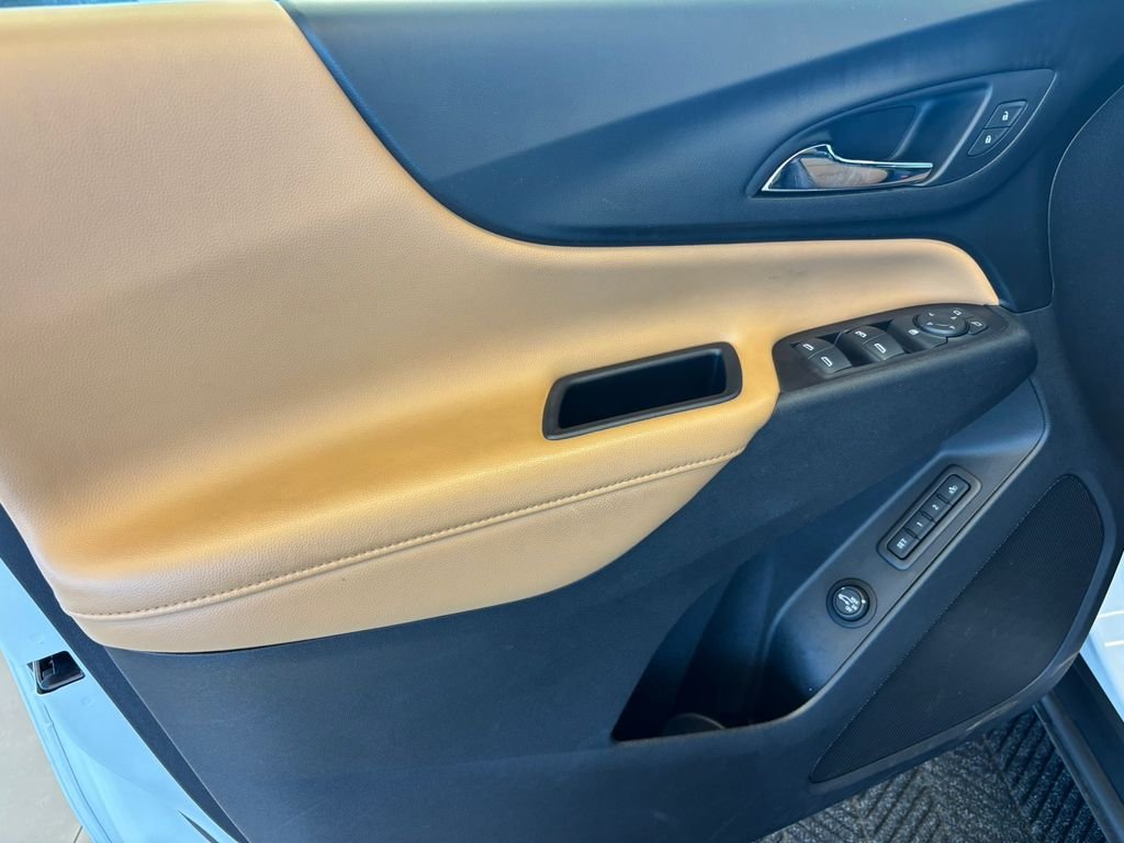 Used 2021 Summit White Chevrolet Premier image 10