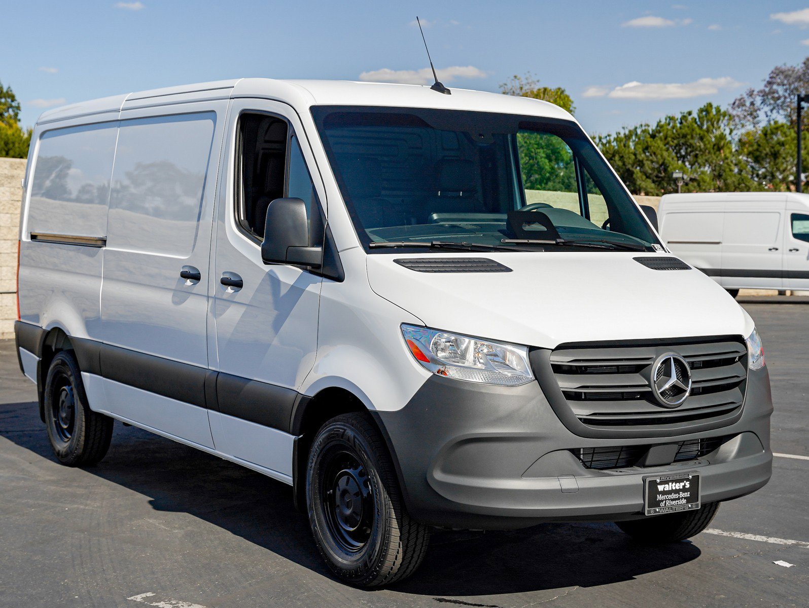 New 2026 Arctic White Mercedes-Benz 2500 Standard Roof I4 Diesel HO 144 RWD image 3