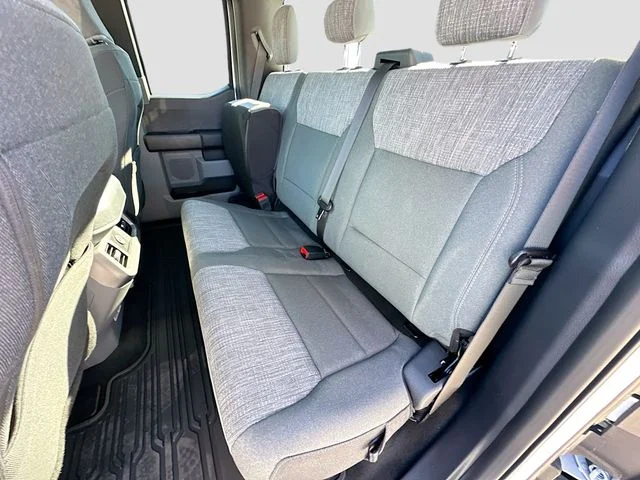 New 2026 Oxford White Ford XLT image 16