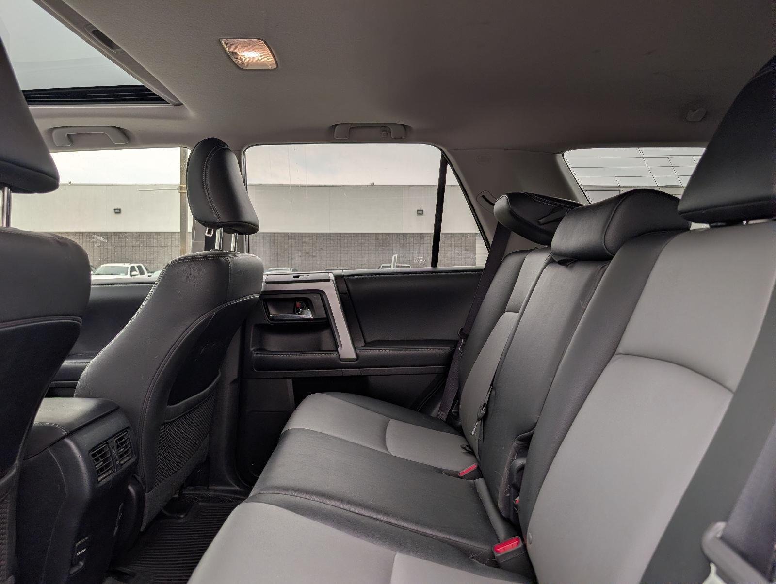 Used 2019 Magnetic Gray Metallic Toyota SR5 Premium image 10