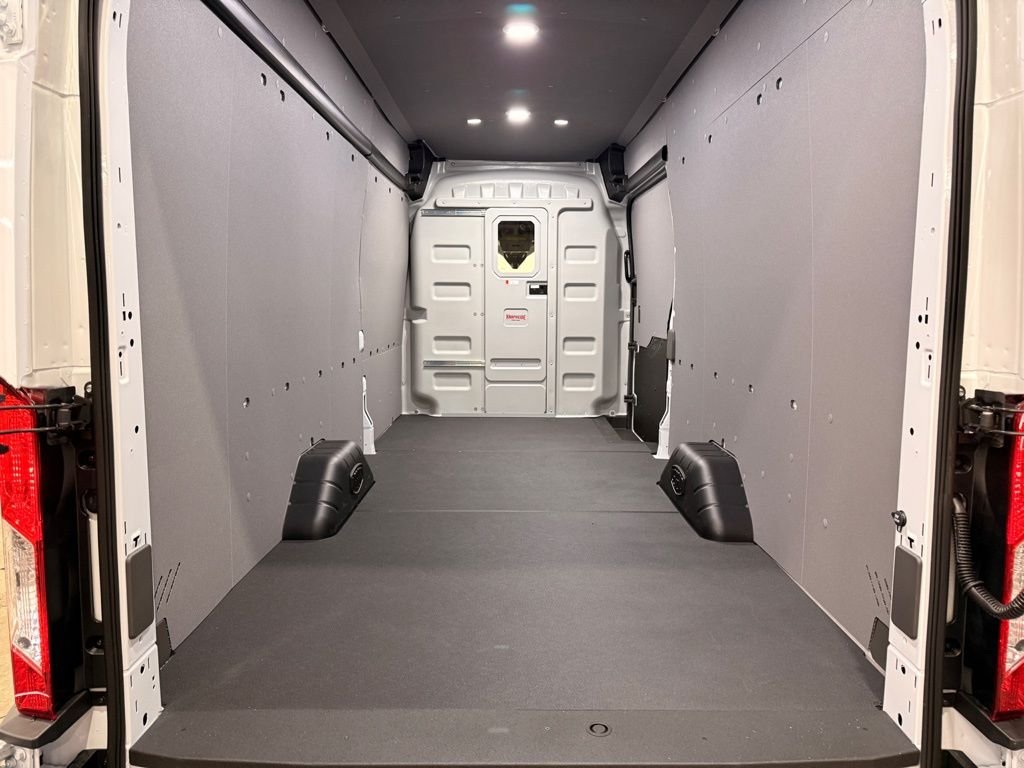 New 2026 White Ford Base image 11