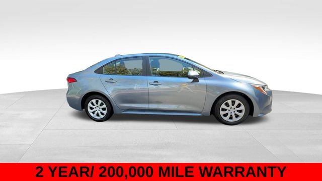 Used 2024  Toyota LE image 9