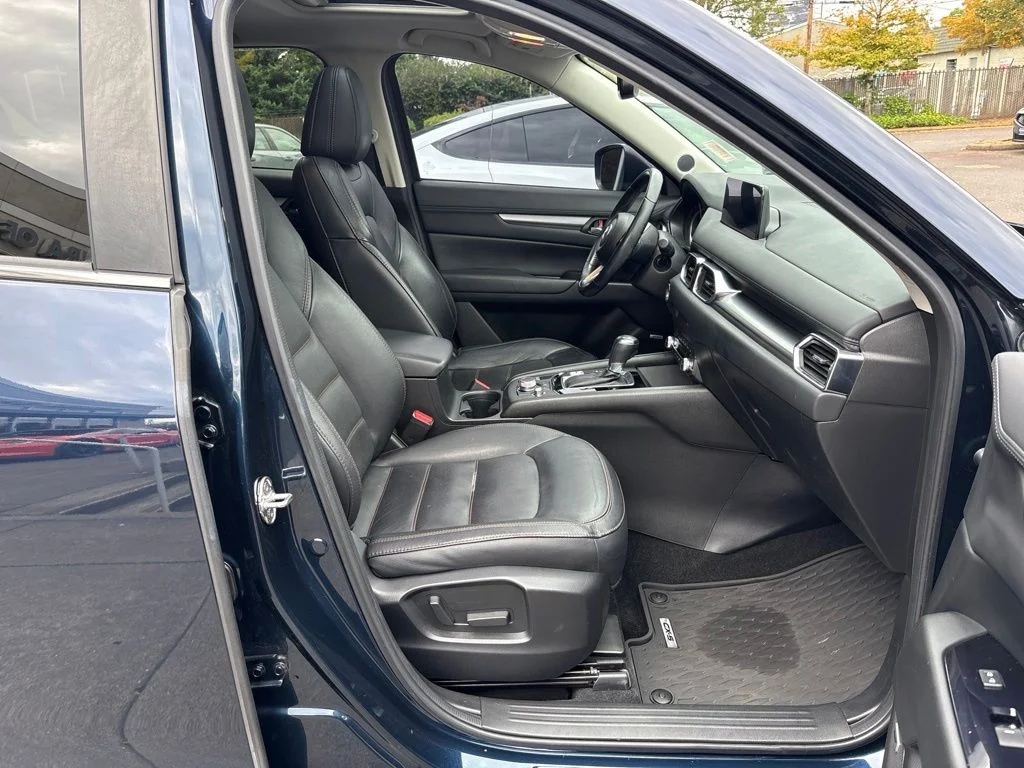Used 2021 Blue Mazda Touring image 23