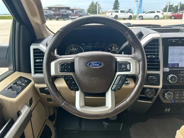 Used 2020 Red FORD LARIAT image 22