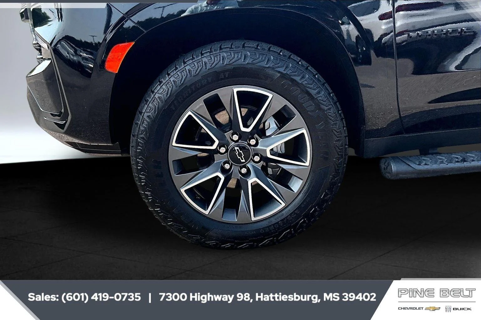 Used 2024 Black Chevrolet Z71 image 7