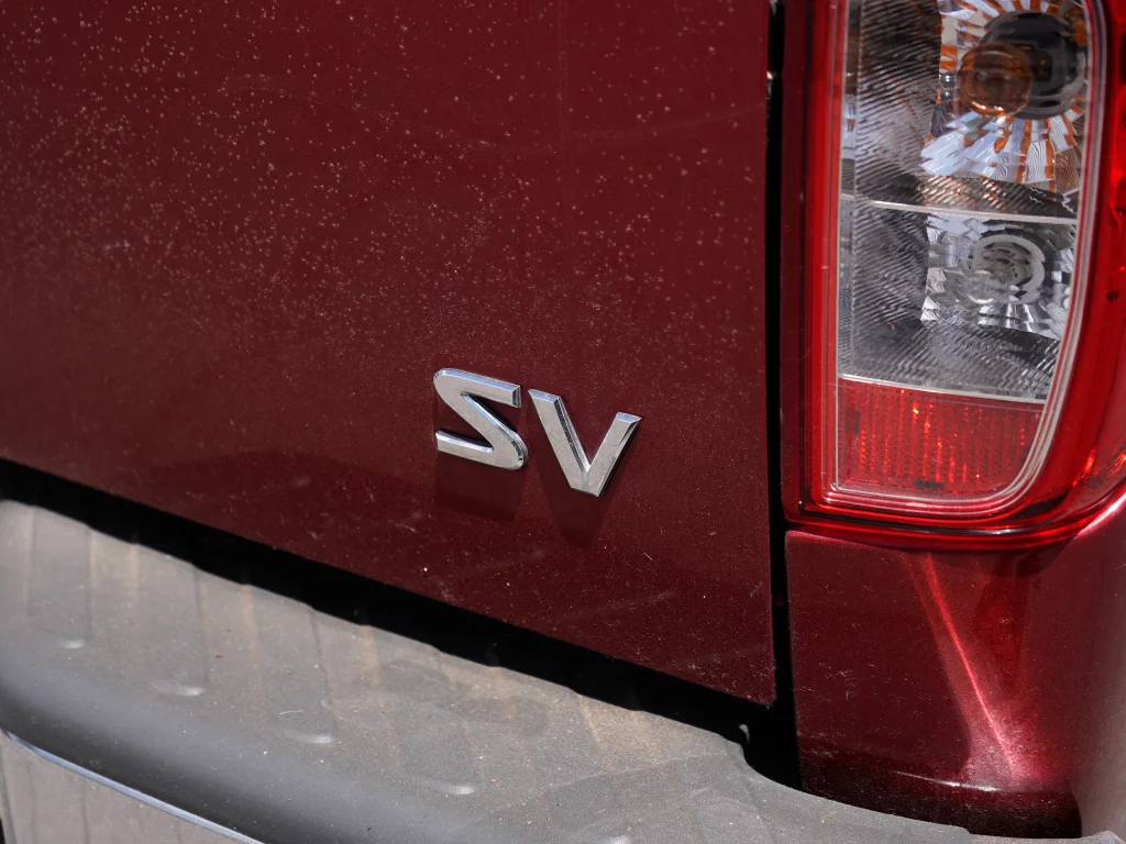 Used 2019 Nah - Cayenne Red Nissan SV image 11