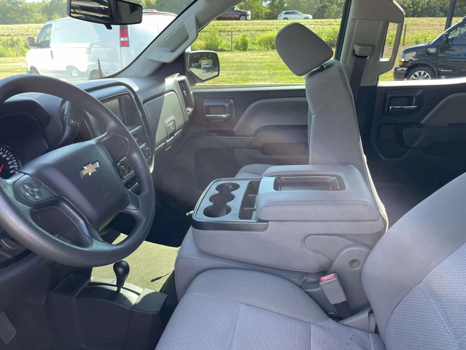 Used 2017 BLACK Chevrolet Custom image 20