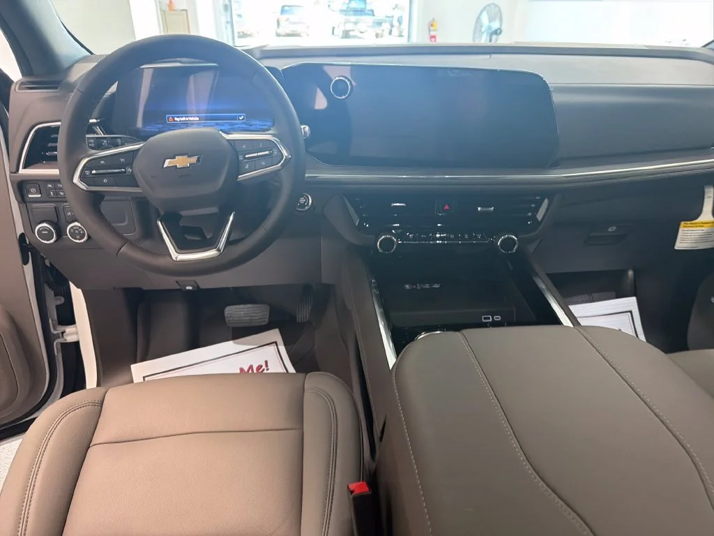 New 2026 Summit White Chevrolet LT image 14