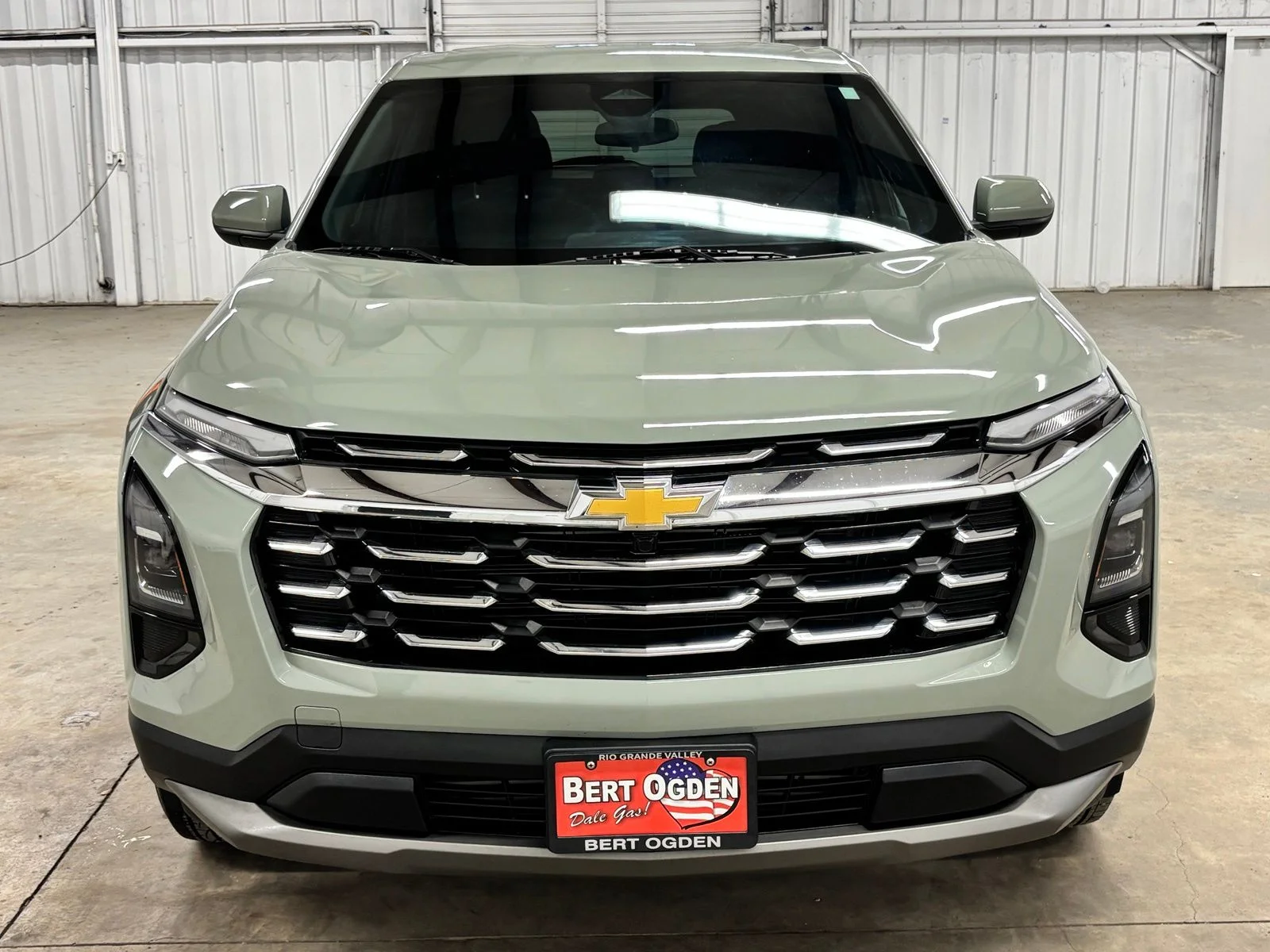 Used 2025 Green Chevrolet LT image 2