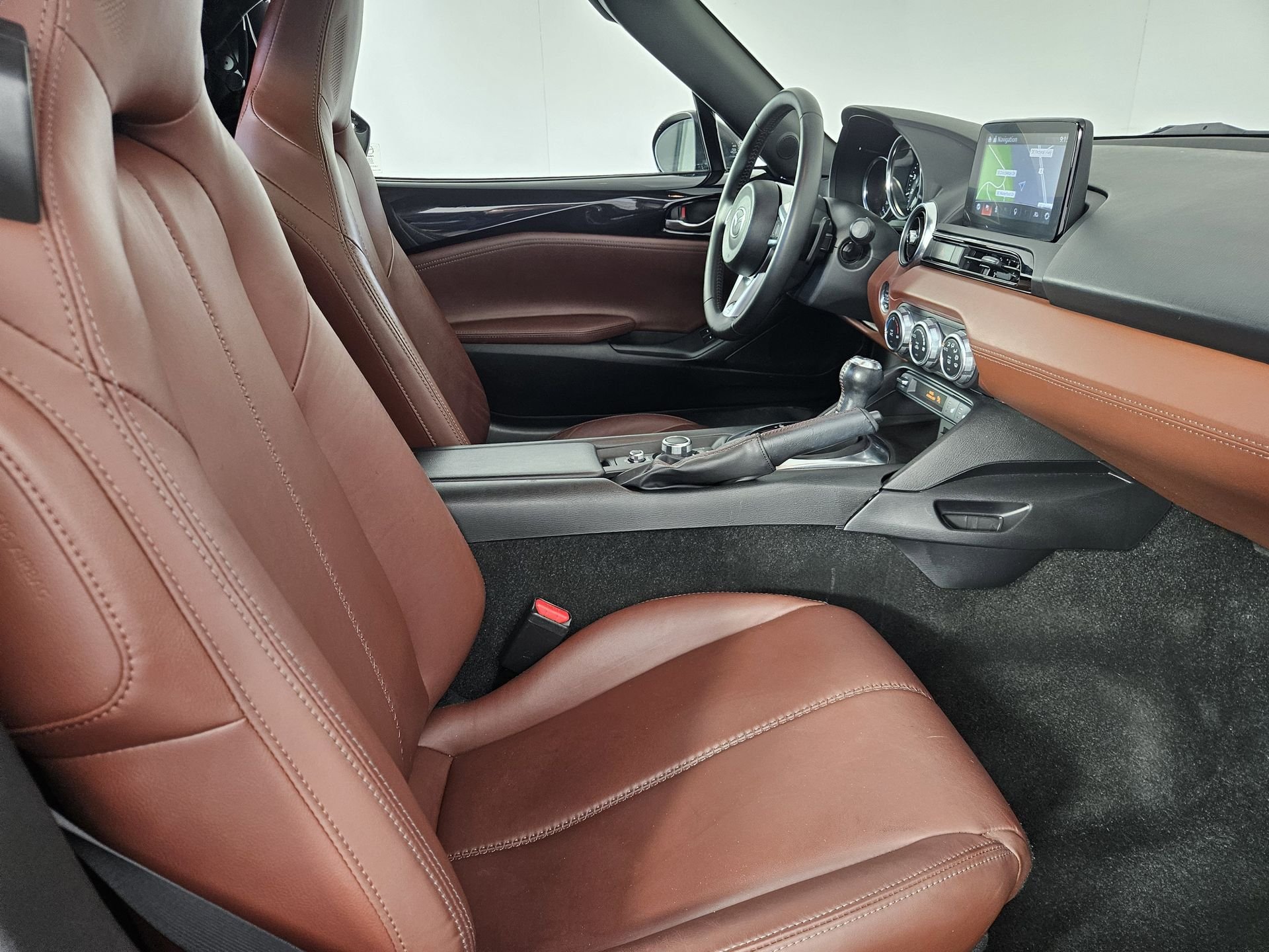 Used 2018 Black Mazda Grand Touring image 37