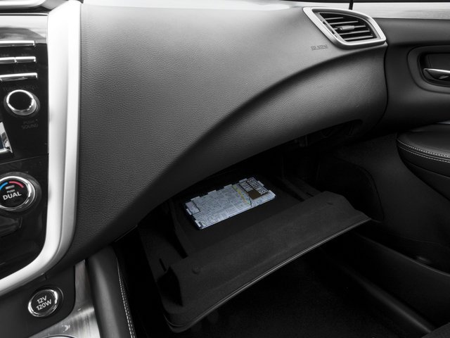 Used 2017 Arctic Blue Nissan SV image 20